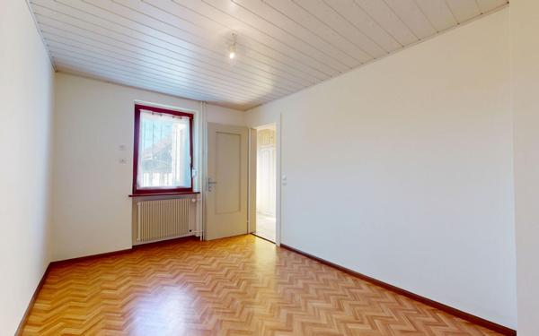 Maison à vendre    2 pièces •  Village-Neuf