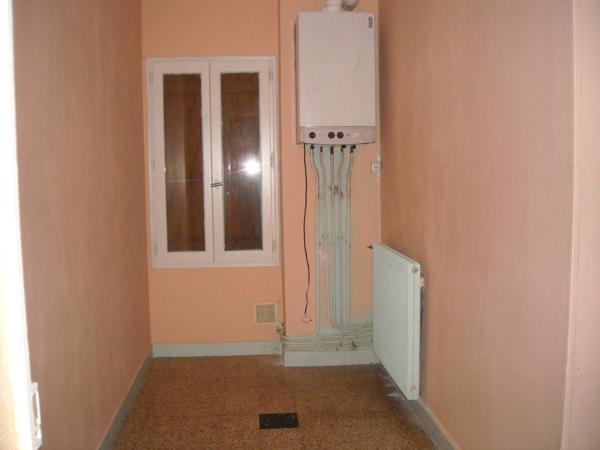 APPARTEMENT DE RAPPORT ACTUELLEMENT LOUÉ. POUR INVESTISSEUR UNIQUEMENT.