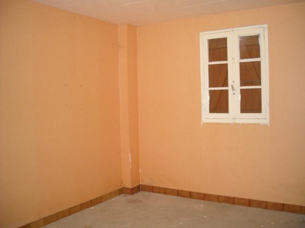 APPARTEMENT DE RAPPORT ACTUELLEMENT LOUÉ. POUR INVESTISSEUR UNIQUEMENT.