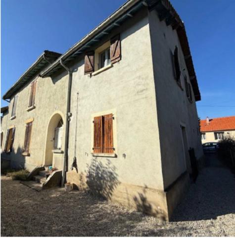 APPARTEMENT DE RAPPORT ACTUELLEMENT LOUÉ. POUR INVESTISSEUR UNIQUEMENT.