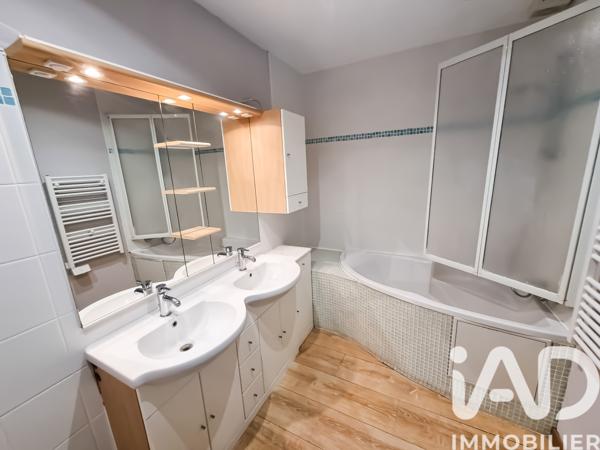 Maison à vendre 5 pièces 87 m² Templemars