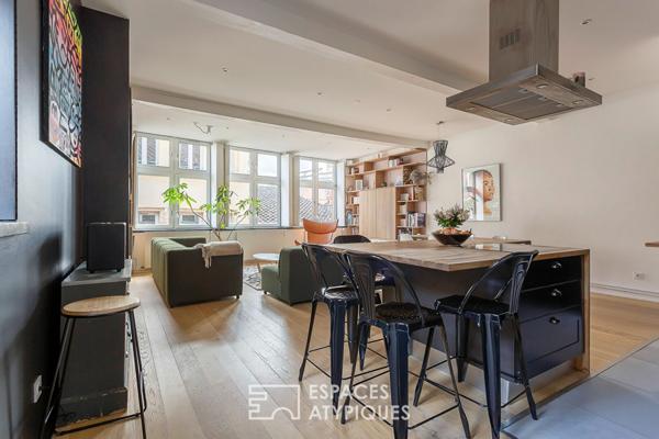 Duplex de caractère au dernier étage desservi par ascenseur