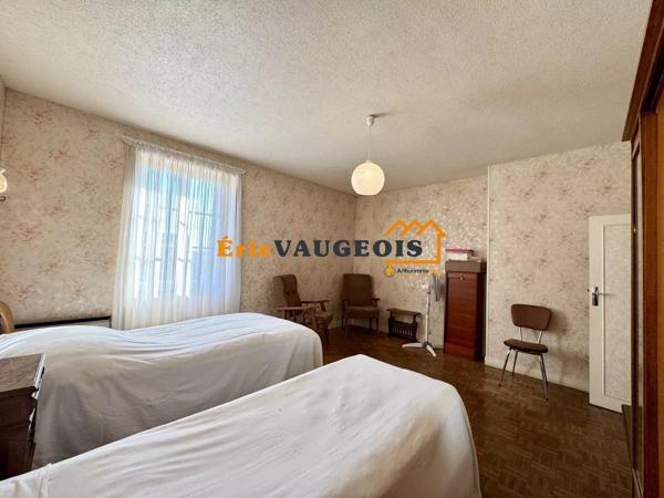 Vente                                                      Maison
                        
                     5 pièces                      124 m2                     à Coulommiers