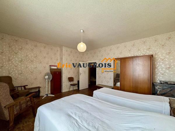 Vente                                                      Maison
                        
                     5 pièces                      124 m2                     à Coulommiers