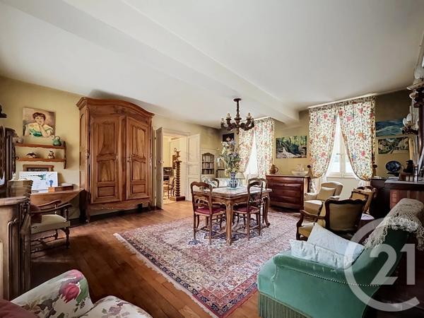Maison à vendre  8 pièces - 429,50 m 2   ST POURCAIN SUR SIOULE  - 03