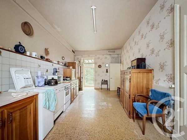 Maison à vendre  8 pièces - 429,50 m 2   ST POURCAIN SUR SIOULE  - 03