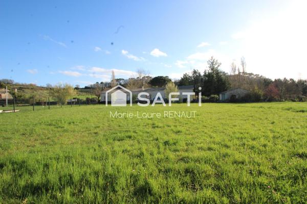 Terrain plat d'environ 2100m2 à la campagne