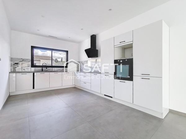 Maison neuve de 104 m², 3 chambres avec garage et piscine