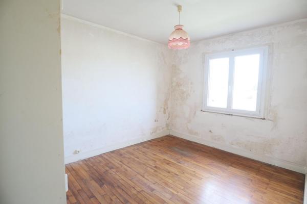 Maison 3 chambres avec atelier/garage de 82m2 sur terrain 940m2