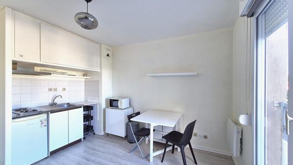 Studio lumineux avec parking – idéal investisseur