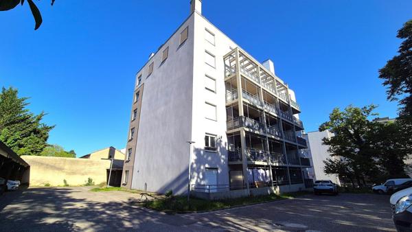Studio lumineux avec parking – idéal investisseur