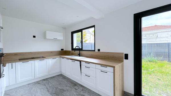 A VENDRE MAISON DE TYPE 4 AVEC GARAGE ET JARDIN - SECTEUR PESSAC , Pessac A VENDRE MAISON DE TYPE 4 AVEC GARAGE ET JARDIN - SECTEUR PESSAC , Pessac