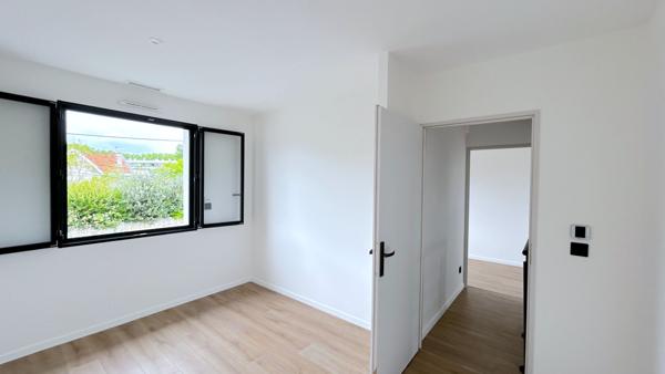 A VENDRE MAISON DE TYPE 4 AVEC GARAGE ET JARDIN - SECTEUR PESSAC , Pessac A VENDRE MAISON DE TYPE 4 AVEC GARAGE ET JARDIN - SECTEUR PESSAC , Pessac