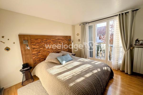 Maison à vendre 7 pièces de 167,5 m² à Élancourt