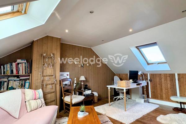 Maison à vendre 7 pièces de 167,5 m² à Élancourt