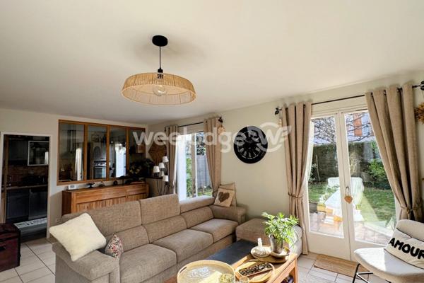 Maison à vendre 7 pièces de 167,5 m² à Élancourt