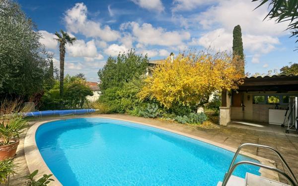 Maison à vendre    5 pièces • 181 m2 Chabeuil