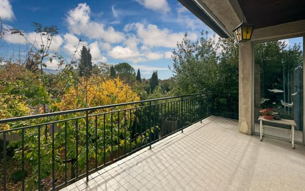 Maison à vendre    5 pièces • 181 m2 Chabeuil