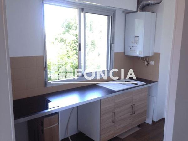 Location Studio 38.65 m² - 10 RUE DES MINEES Challans 85300