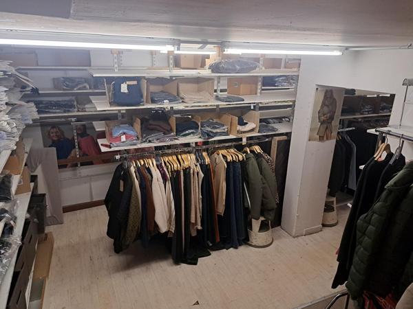 Local commercial Laval 130 m2 , Laval