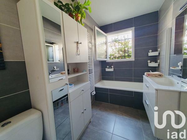 Maison à vendre 4 pièces 83 m² Calvisson