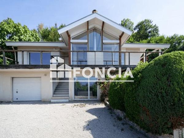 Location Maison 6 pièces 171.19 m² - 724 chemin de ROMAGE Herbeys 38320