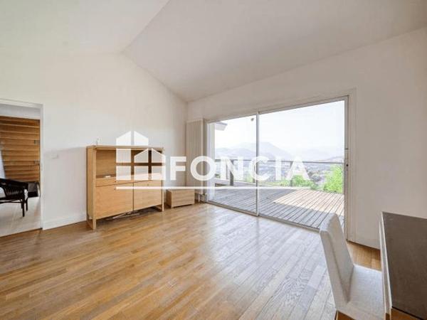 Location Maison 6 pièces 171.19 m² - 724 chemin de ROMAGE Herbeys 38320