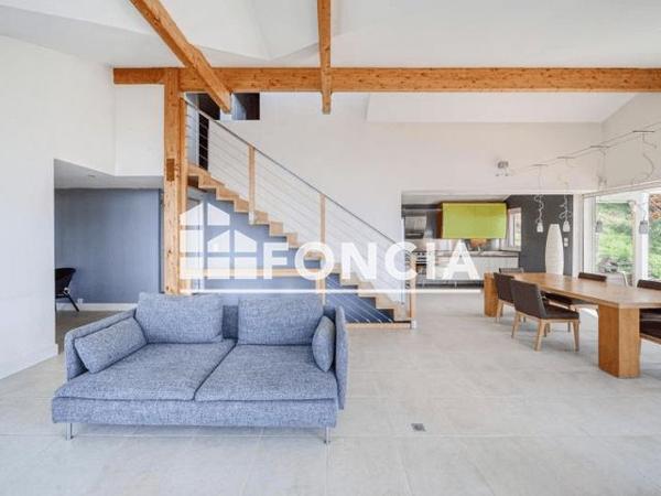 Location Maison 6 pièces 171.19 m² - 724 chemin de ROMAGE Herbeys 38320