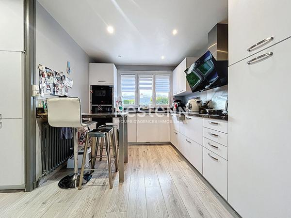 Maison familiale à vendre sur la commune de Champagne-sur-Oise - 4 chambres + dépendance