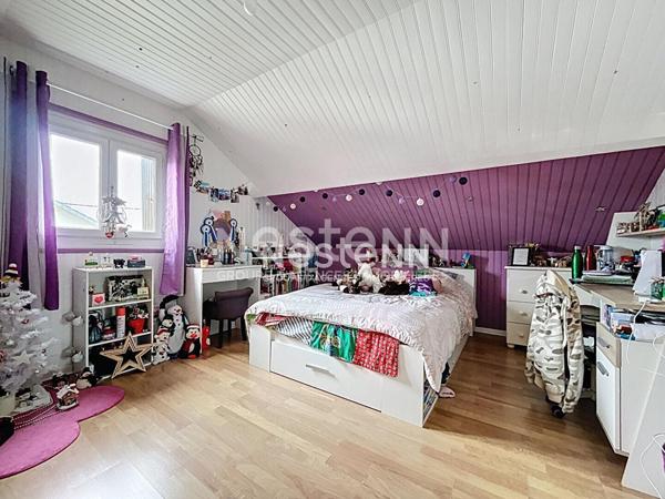 Maison familiale à vendre sur la commune de Champagne-sur-Oise - 4 chambres + dépendance