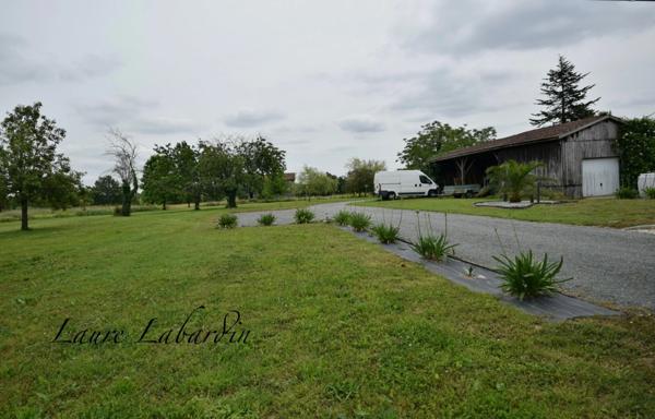 Maison de 300m2, 5 chambres, dépendances à CAUMONT-SUR-GARONNE (47)