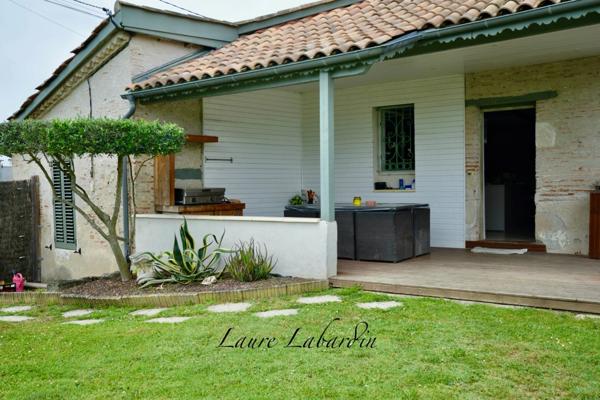 Maison de 300m2, 5 chambres, dépendances à CAUMONT-SUR-GARONNE (47)