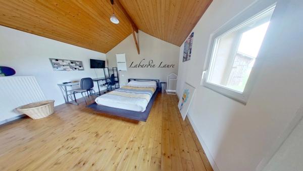 Maison de 300m2, 5 chambres, dépendances à CAUMONT-SUR-GARONNE (47)