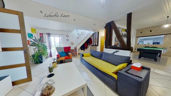 Maison de 300m2, 5 chambres, dépendances à CAUMONT-SUR-GARONNE (47)