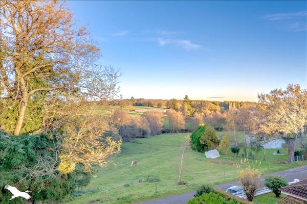 Maison à vendre |  Chaptelat |  4 pièces | 115 m²