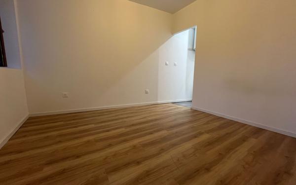 Appartement à louer    1 pièce • 31,25 m2 Lasbordes
