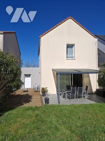 Couëron, maison récente de 92 m2 3 chambres jardin sud