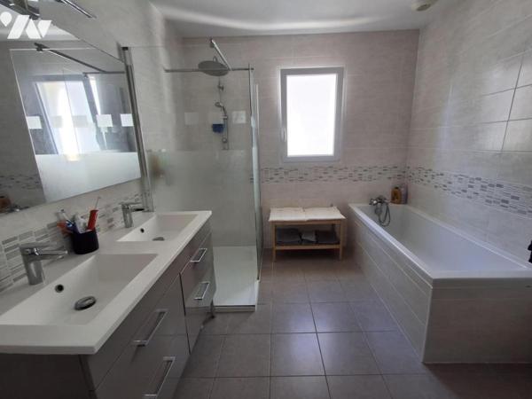 Couëron, maison récente de 92 m2 3 chambres jardin sud