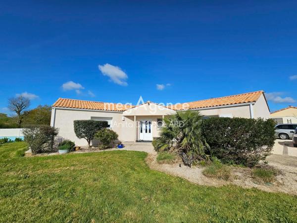 Maison à LA ROCHE-SUR-YON, 85000 - 5 pièces 166m²