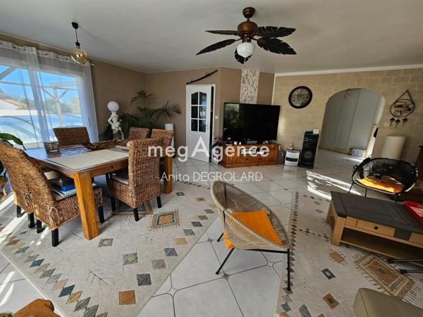 Maison à LA ROCHE-SUR-YON, 85000 - 5 pièces 166m²