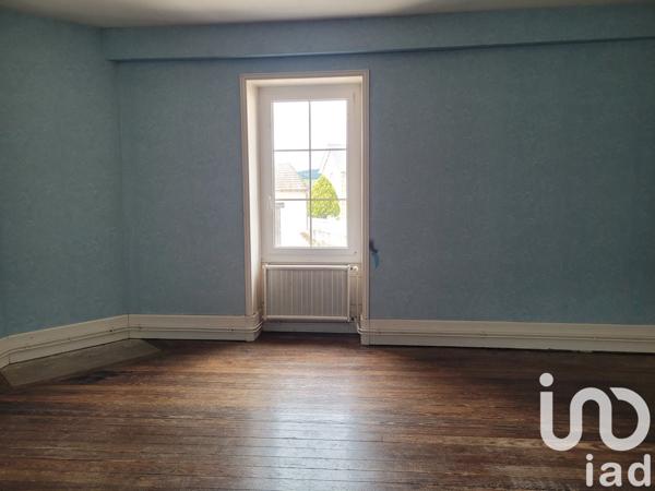 Appartement 4 pièces de 119 m² à Toulon-sur-Arroux (71320)