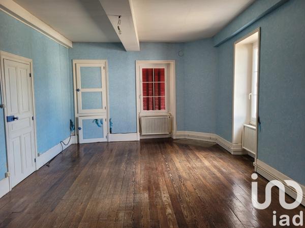 Appartement 4 pièces de 119 m² à Toulon-sur-Arroux (71320)