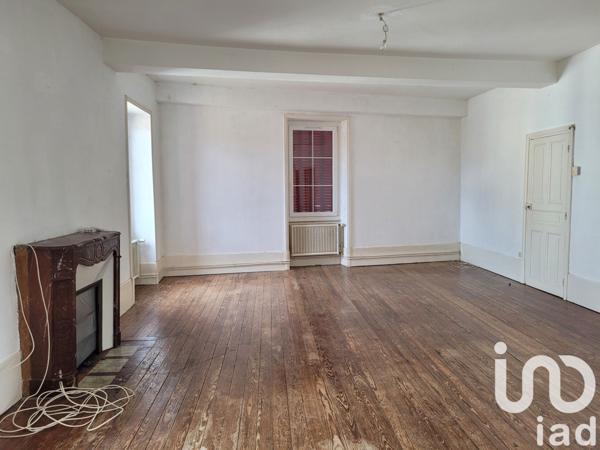 Appartement 4 pièces de 119 m² à Toulon-sur-Arroux (71320)
