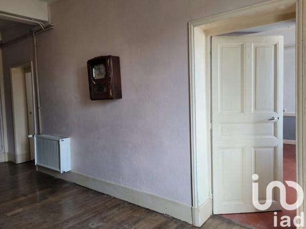 Appartement 4 pièces de 119 m² à Toulon-sur-Arroux (71320)