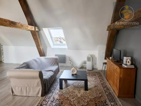 Location                                                      Appartement
                        
                     3 pièces                      76 m2                     à Beaugency