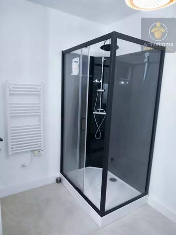 Location                                                      Appartement
                        
                     3 pièces                      76 m2                     à Beaugency