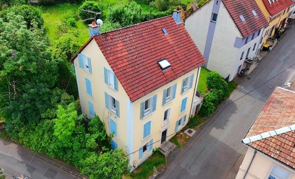 Bel appartement rénové – Petite copropriété