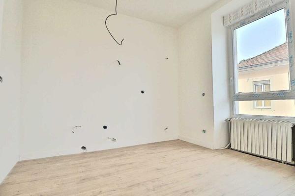Bel appartement rénové – Petite copropriété