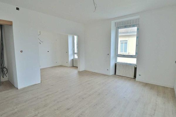 Bel appartement rénové – Petite copropriété