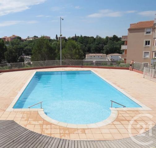 Appartement T4 à vendre  4 pièces - 87 m 2   FREJUS  - 83